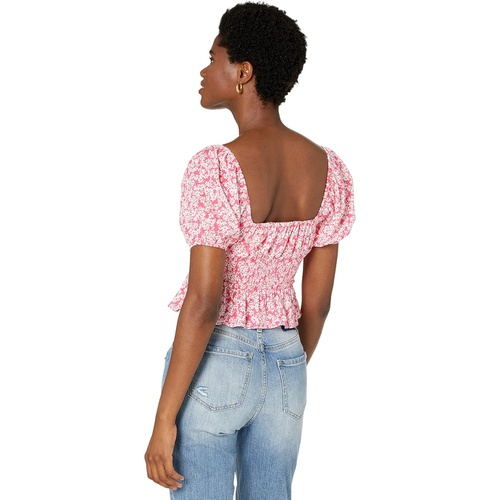  1.STATE Short Sleeve Square Neck Crop Top