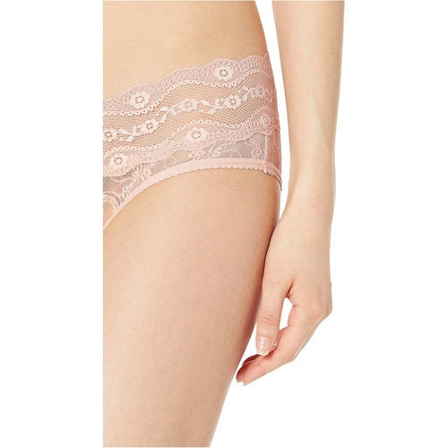  B.temptd by Wacoal Lace Kiss Hipster