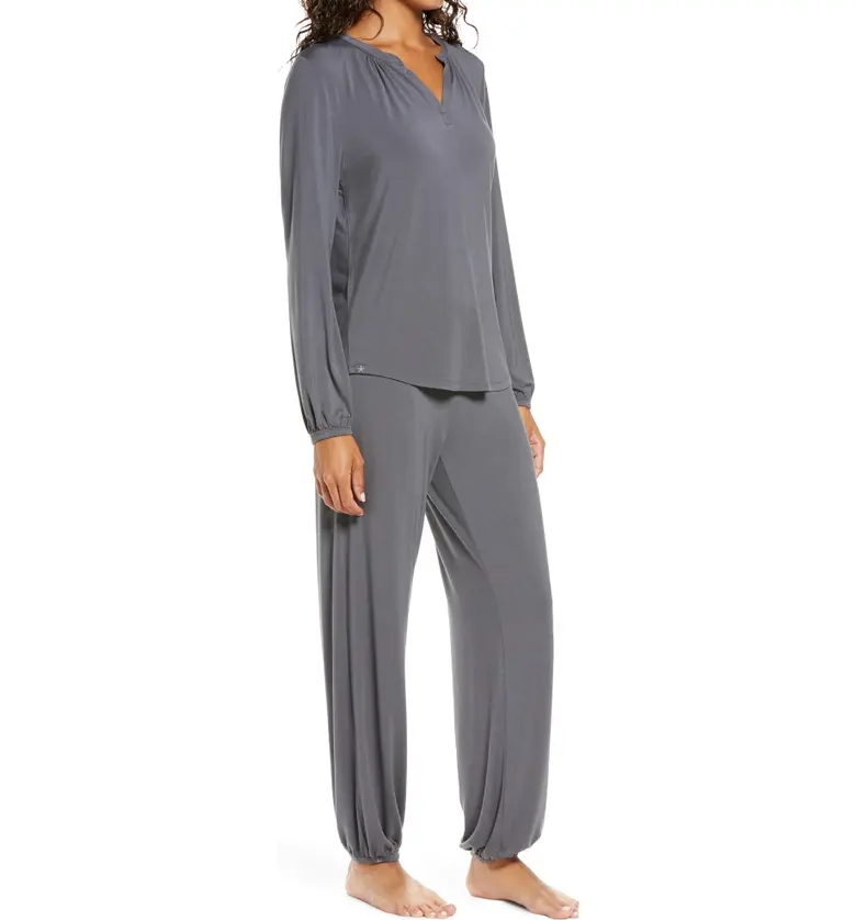  Barefoot Dreams Namaste Two-Piece Lounge Set_GRAPHITE