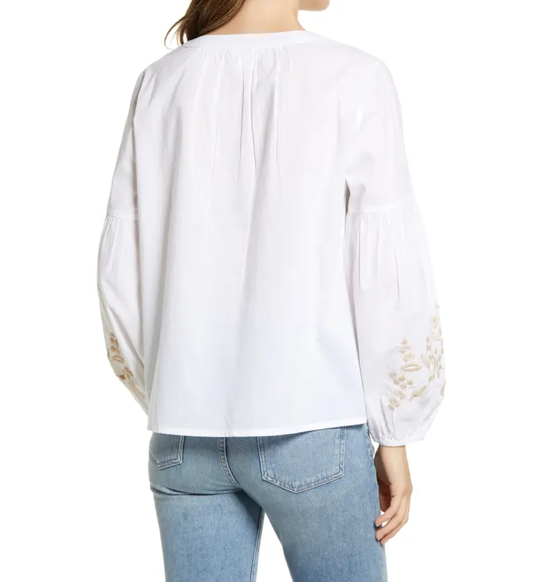  Caslon Embroidered Blouse_WHITE