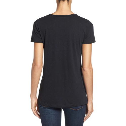  Caslon Rounded V-Neck T-Shirt_BLACK