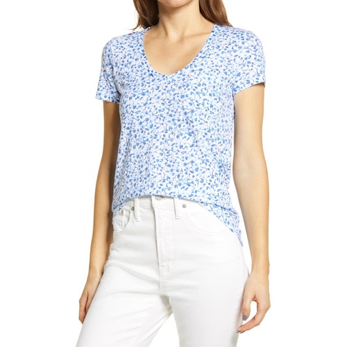  Caslon Rounded V-Neck T-Shirt_WHITE- BLUE PEBBLE PRINT