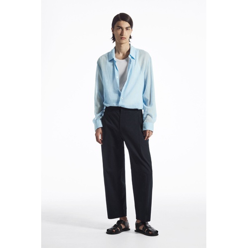 COS PLEATED TAPERED PANTS