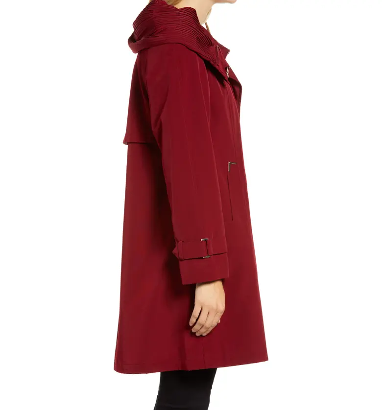 Gallery Pleated Collar Raincoat with Liner_MERLOT