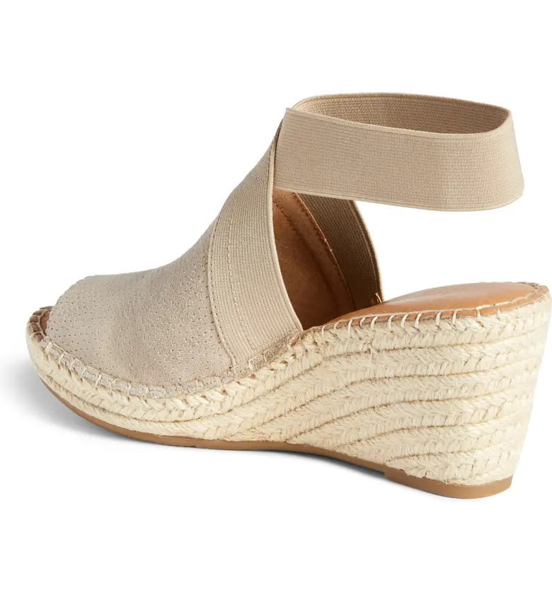 Gentle Souls by Kenneth Cole Gentle Souls Signature Colleen Espadrille Wedge_MUSHROOM SUEDE