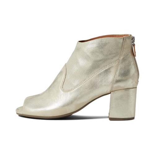  Gentle Souls by Kenneth Cole Charlene Hooded Bootie