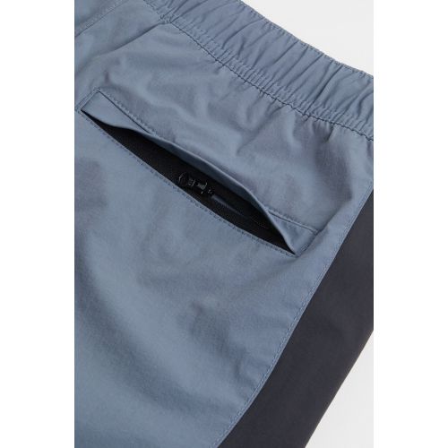 에이치앤엠 H&M Regular Fit Color-block Nylon Shorts