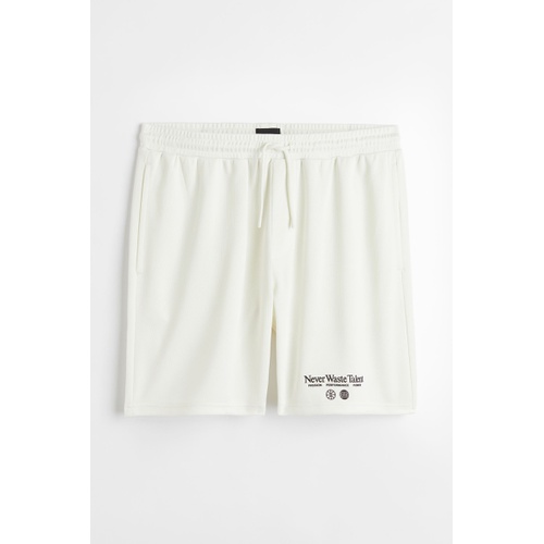 에이치앤엠 H&M Relaxed Fit Mesh Shorts