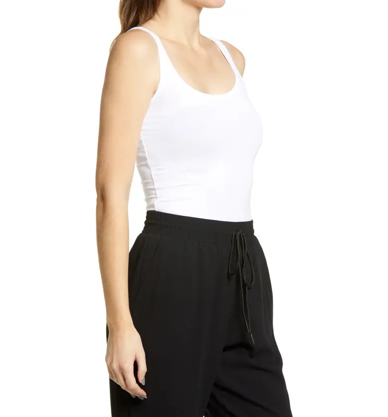  Halogen Scoop Neck Tank Top_WHITE