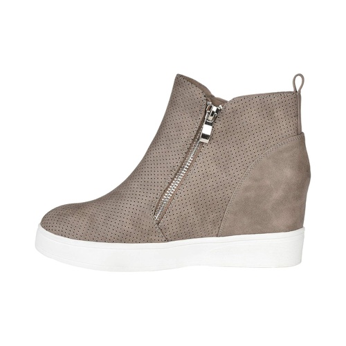 Journee Collection Pennelope Sneaker Wedge