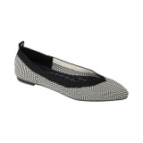 Journee Collection Comfort Foam Karise Flat