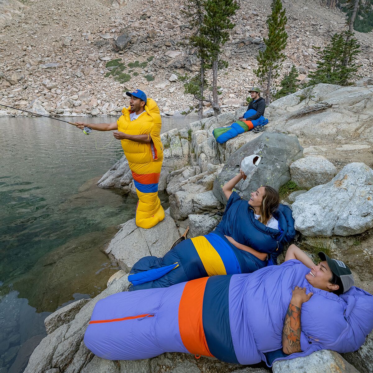 마모트 Marmot Never Summer Sleeping Bag: 0F Down - Hike & Camp