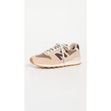 New Balance 996 Classic Sneakers