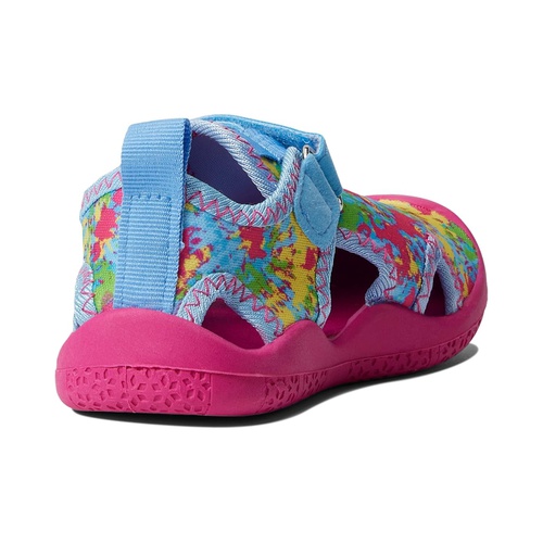  Robeez Kaleidoscope Tie-Dye Water Shoes (Toddler)