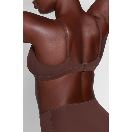  SKIMS Fits Everybody Crossover Bralette_COCOA