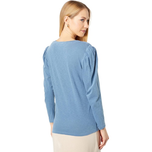  SUNDRY Puff Sleeve V-Neck Top in Pima Cotton