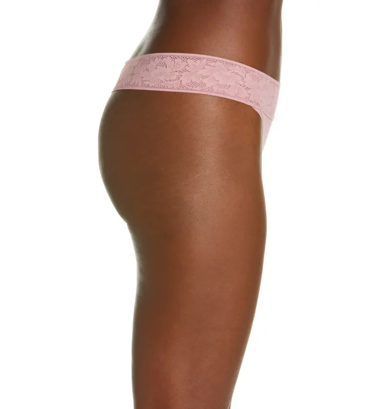  Tommy John Second Skin Lace Thong_FOXGLOVE