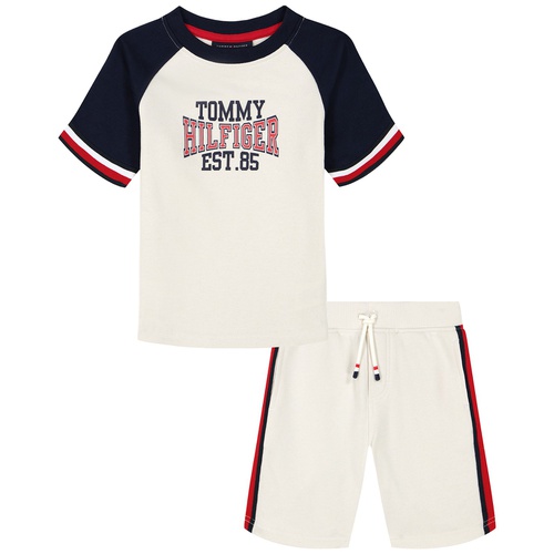 타미힐피거 Baby Boys Collegiate Logo Short Sleeve Raglan T-shirt and Knit Shorts Set