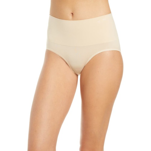  Yummie Ultralight Seamless Shaping Briefs_FRAPPE
