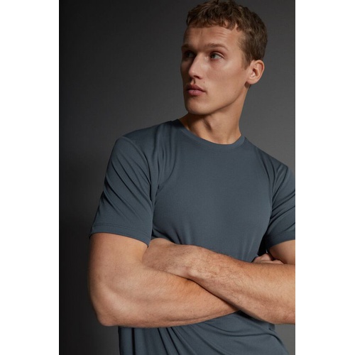 자라 Zara STRUCTURED WORKOUT T-SHIRT