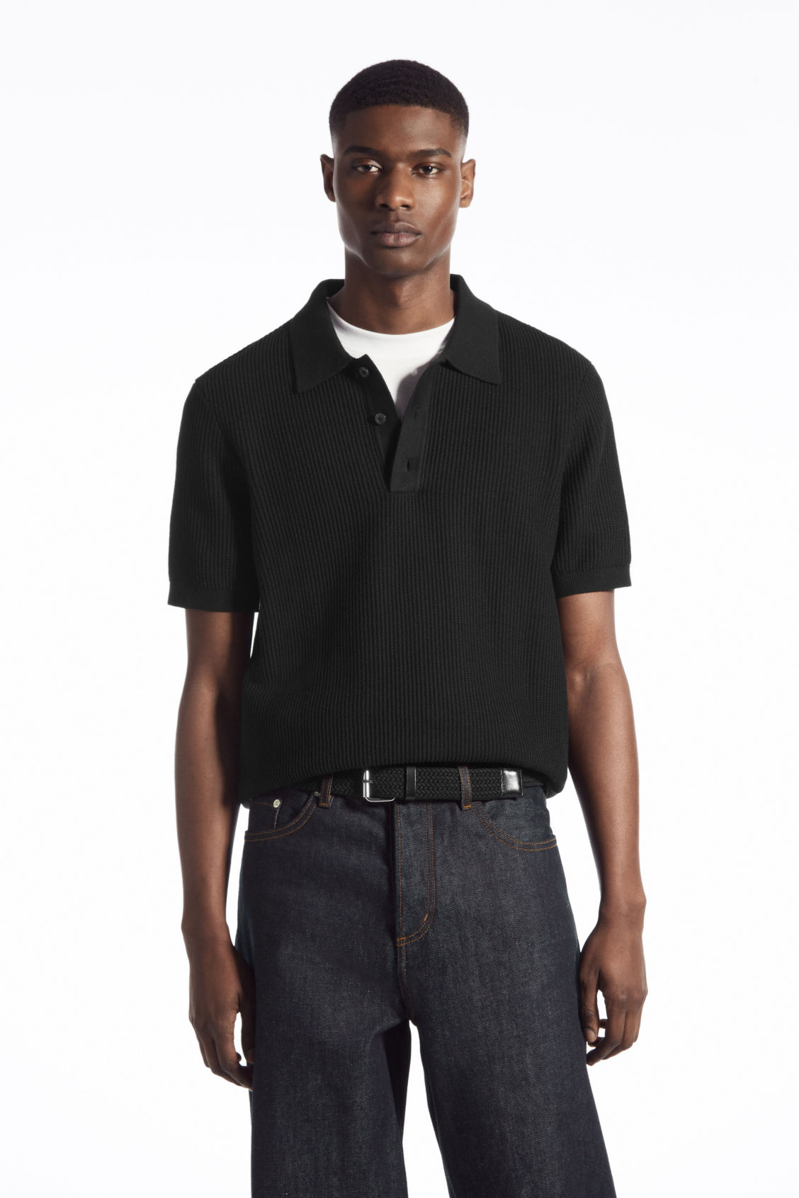 TEXTURED KNITTED POLO SHIRT