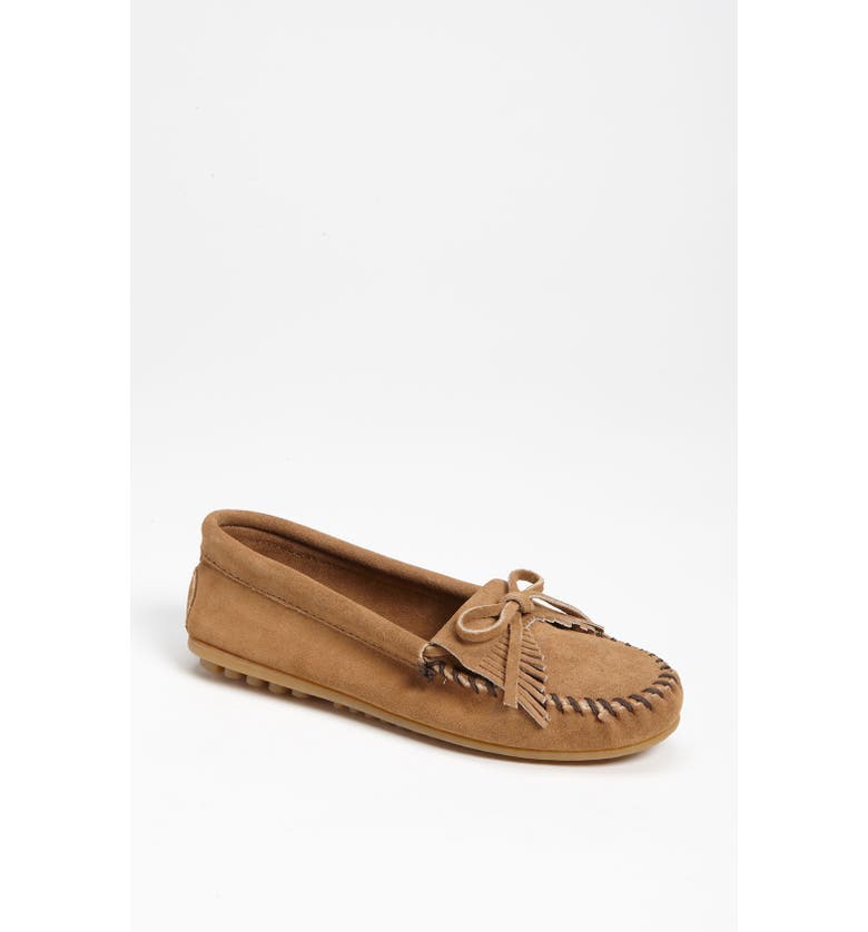 Minnetonka Kilty Suede Moccasin_TAUPE SUEDE