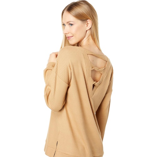  1.STATE Long Sleeve Open Twist Back Top