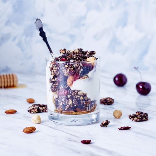  Amazin Graze Hazelnut Blackforest Granola 8.8oz- Healthy Breakfast Cereal  Nutrients Dense Snack with Dark Chocolate, Dried Cranberries & Cherries, Chia Seed, Natural Honey High i