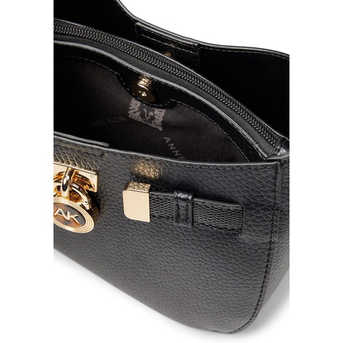 애클라인 Anne Klein Curved Crossbody with Lock