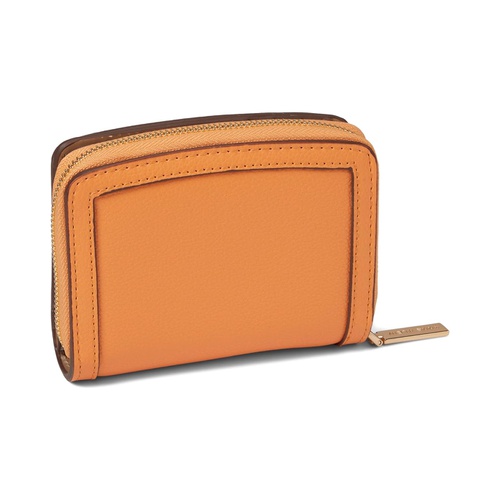 애클라인 Anne Klein Small Curved Wallet