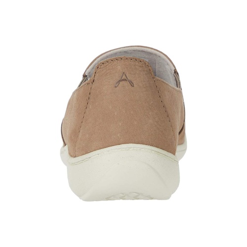  Aravon Lia Slip-On