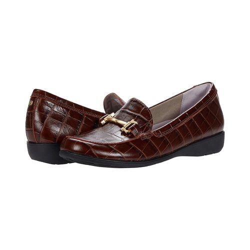  Aravon Abbey Loafer