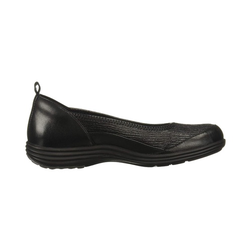  Aravon Quinn Curved Slip-On