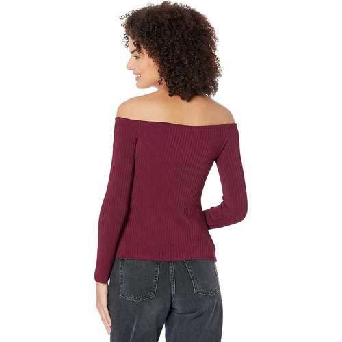 비씨비지 BCBGMAXAZRIA Off-the-Shoulder Sweater