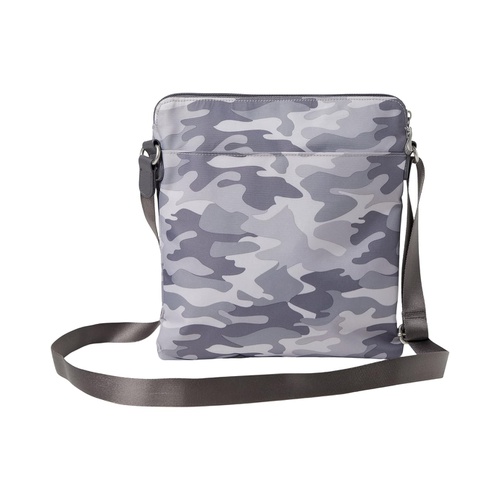  Baggallini Go Bagg with RFID Phone Wristlet