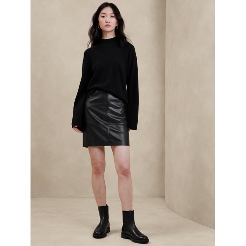 바나나리퍼블릭 Vegan Leather Mini Skirt