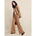 Sculpted Wide-Leg Trouser