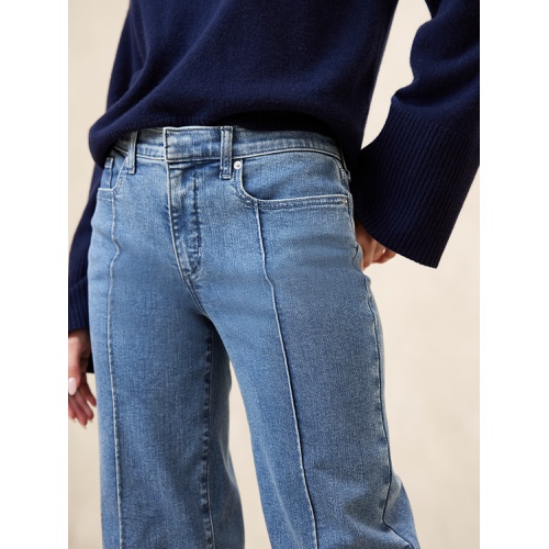 바나나리퍼블릭 Mid-Rise Straight Pintuck Jean