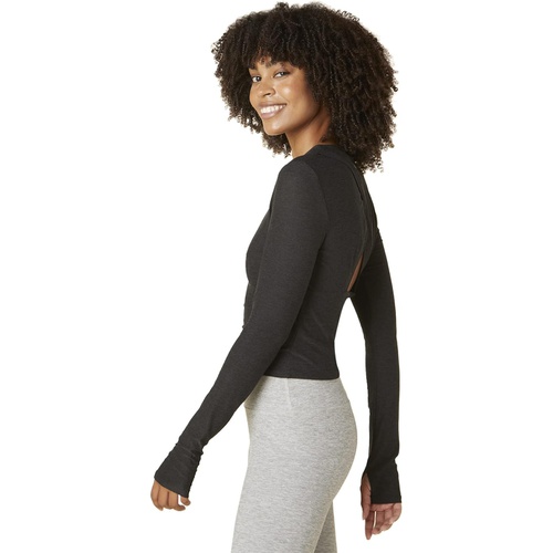  Beyond Yoga Overlap Long Sleeve Cropped Pullover