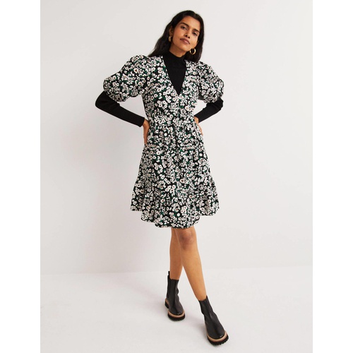 보덴 Boden Puff Sleeve Tiered Dress - Black, Heart Bloom