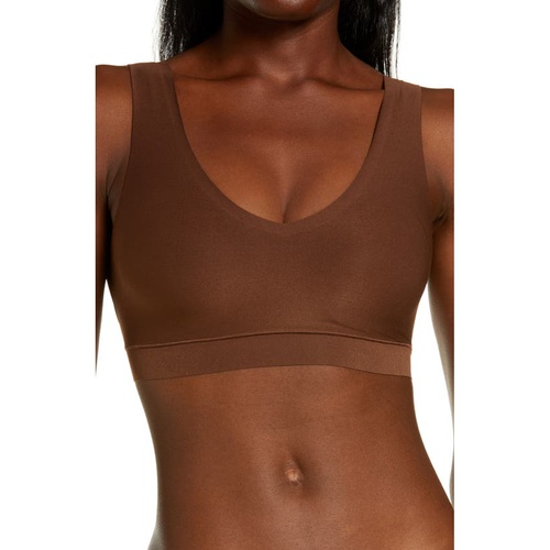  Chantelle Lingerie Soft Stretch Padded V-Neck Bra_WALNUT