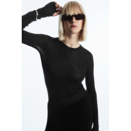 COS CREW-NECK MERINO WOOL TOP