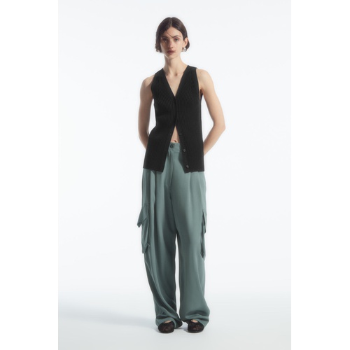 COS PAPERBAG UTILITY TROUSERS