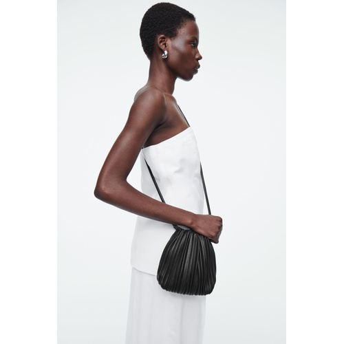 COS SCALLOP CROSSBODY - LEATHER
