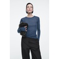 CREW-NECK MERINO WOOL TOP