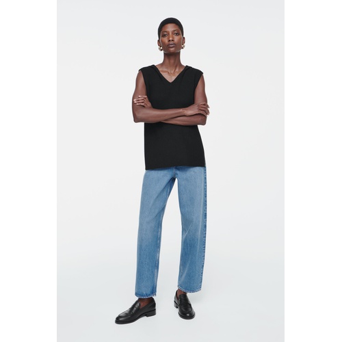 COS ARCH JEANS - TAPERED
