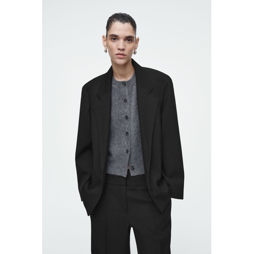 COS OVERSIZED EXAGGERATED-SHOULDER BLAZER