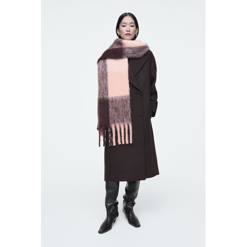 COS FRINGED BRUSHED-MOHAIR SCARF