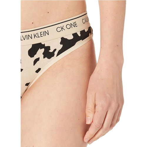 캘빈클라인 Calvin Klein Underwear One Cotton Average + Full Figure Thong