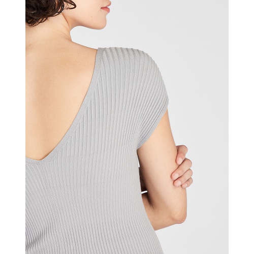 클럽모나코 Sleeveless V-Neck Sweater Dress